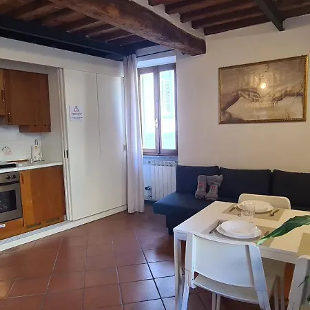 Il Micco House 아파트